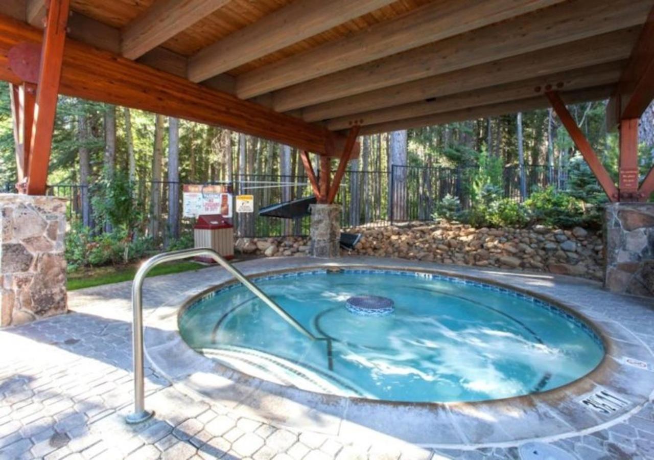 Cozy Northstar Village Condo Walk To Lifts 2 Full Ba Excellent Location トラッキー エクステリア 写真
