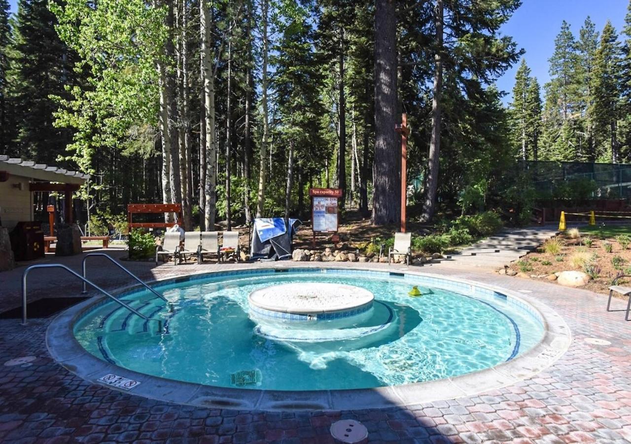 Cozy Northstar Village Condo Walk To Lifts 2 Full Ba Excellent Location トラッキー エクステリア 写真