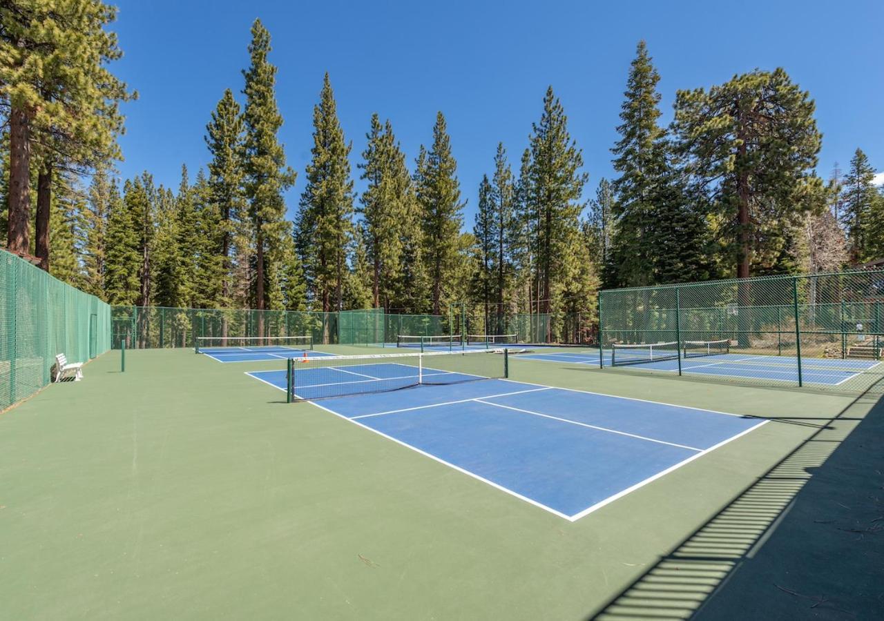 Cozy Northstar Village Condo Walk To Lifts 2 Full Ba Excellent Location トラッキー エクステリア 写真