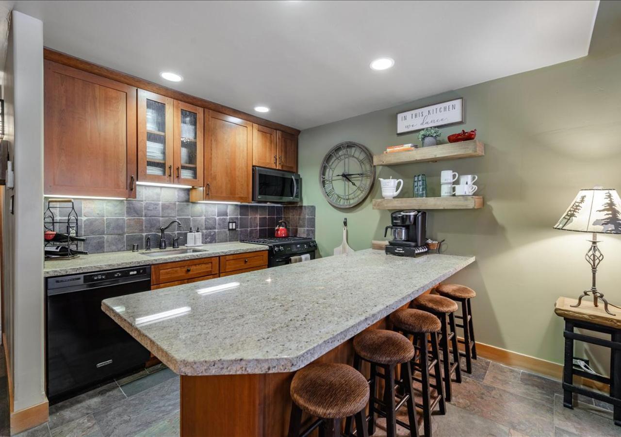 Cozy Northstar Village Condo Walk To Lifts 2 Full Ba Excellent Location トラッキー エクステリア 写真